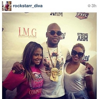 Flo Rida sur le tapis rouge avec Christina Milian ©Twitter