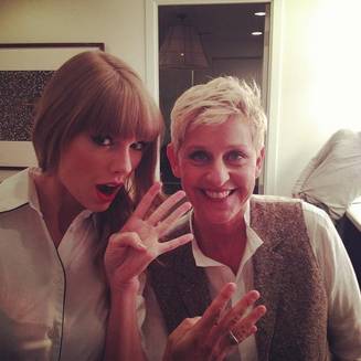 Taylor Swift avec Ellen de Generes 4 jours avant la sortie de son nouvel album ©Twitter