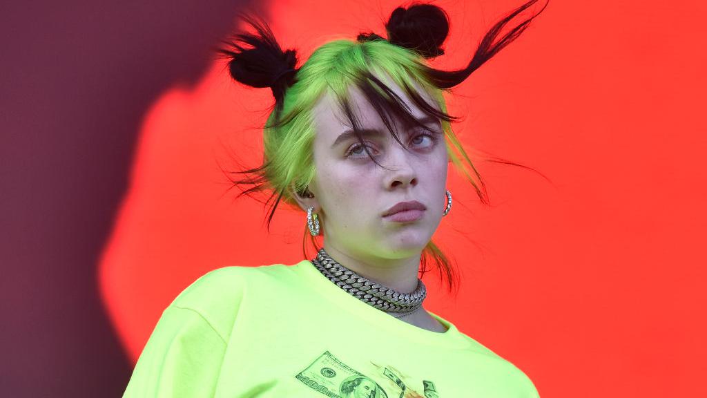 Billie Eilish ce record qu elle pourrait piquer Taylor Swift